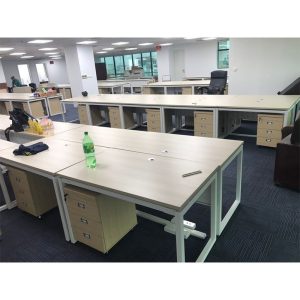 Hình ảnh thực tế của bàn làm việc HR120SC2