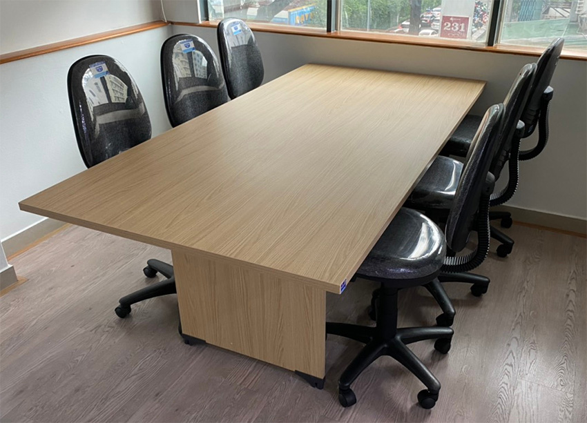 Kiểu dáng hiện đại, chất liệu cao cấp ATH1810